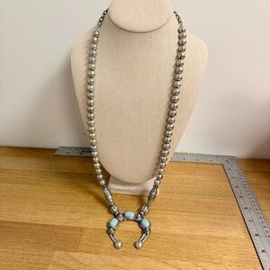 Faux turquoise horseshoe pendant vintage silver tone necklace